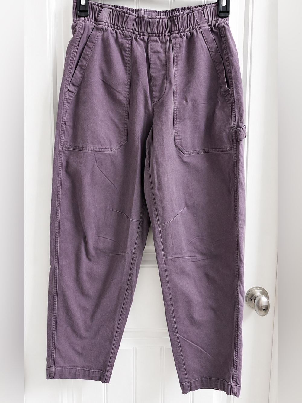 Old Navy Women’s Cargo Pants in Dusty Plum